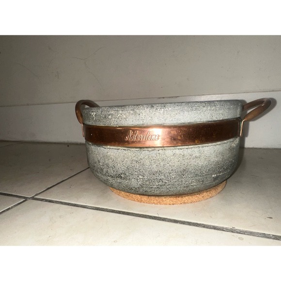 Naturstone Brazilian Soapstone pot Large Copper Handle Band - Picture 1 of 9